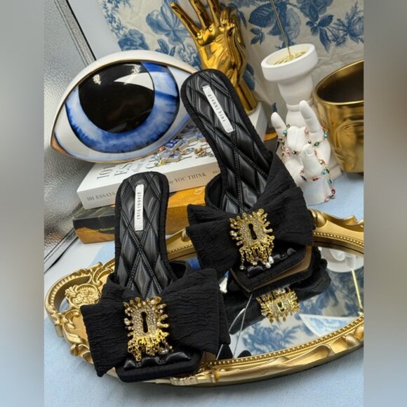 🆕 GIANNI BINI 🧿 NWOB Peeka Surrealist Keyhole Ornament Bow Slide, Black - Sz 8 - Picture 8 of 16